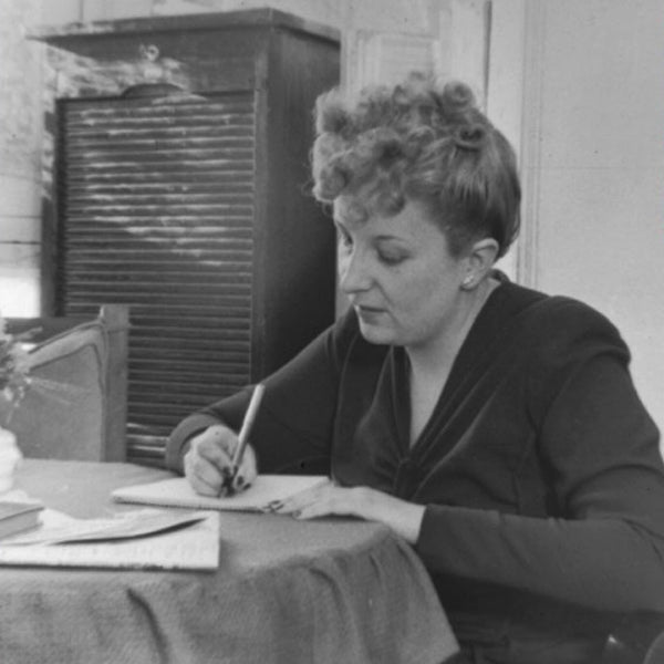 Luisa María Linares : la romancière espagnole qui a réinventé la comédie romantique.