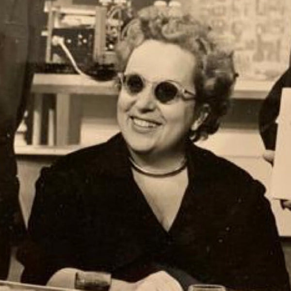 Luisa María Linares: la novelista española que reinventó la comedia romántica.